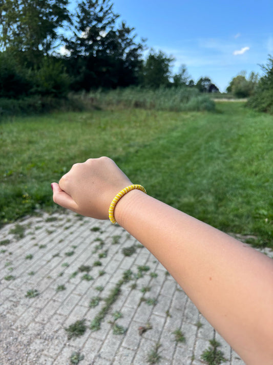 Uitrekbaar armbandje geel